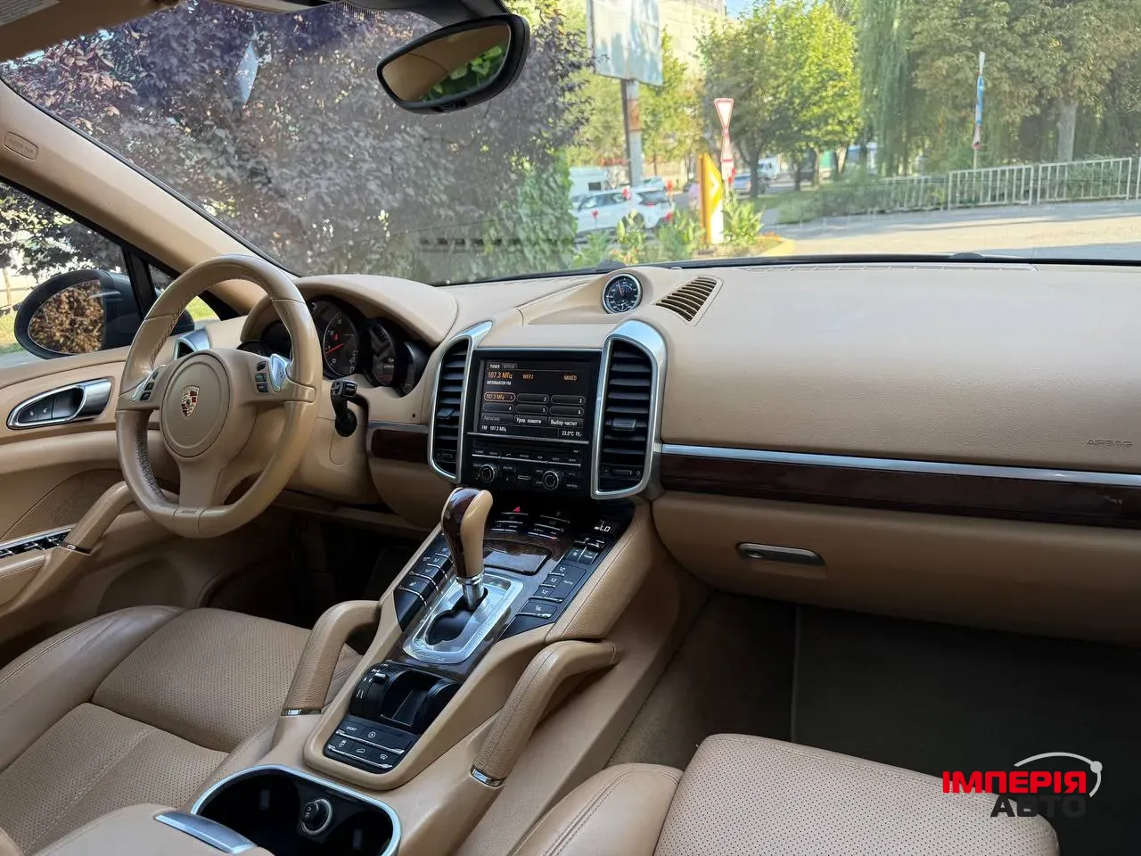 Porsche Cayenne - фото 13