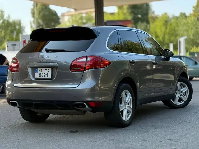 Porsche Cayenne - фото 5