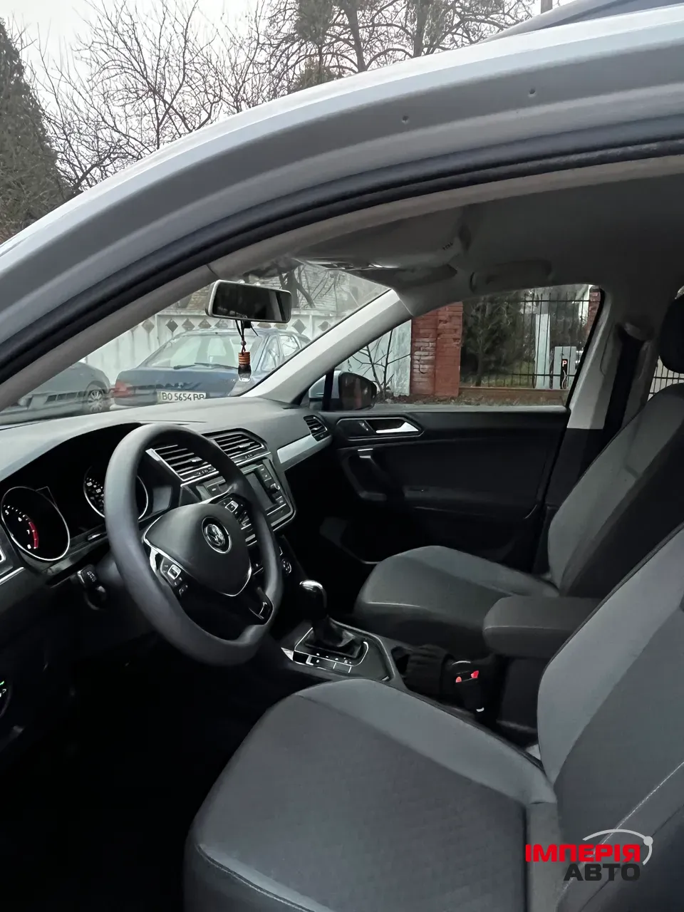 Volkswagen Tiguan - фото 17