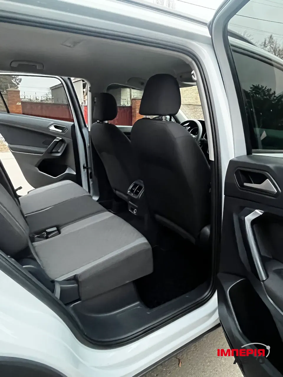 Volkswagen Tiguan - фото 15