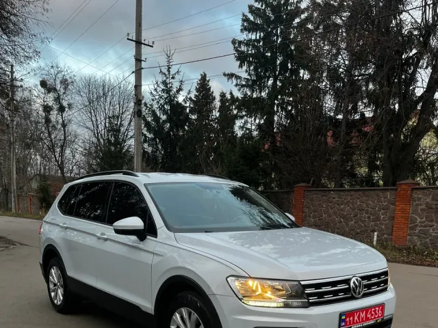 Volkswagen Tiguan - фото 1