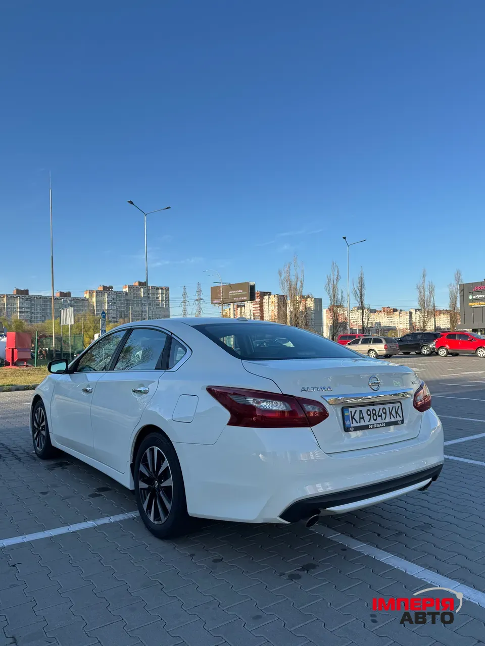 Nissan Altima - фото 2