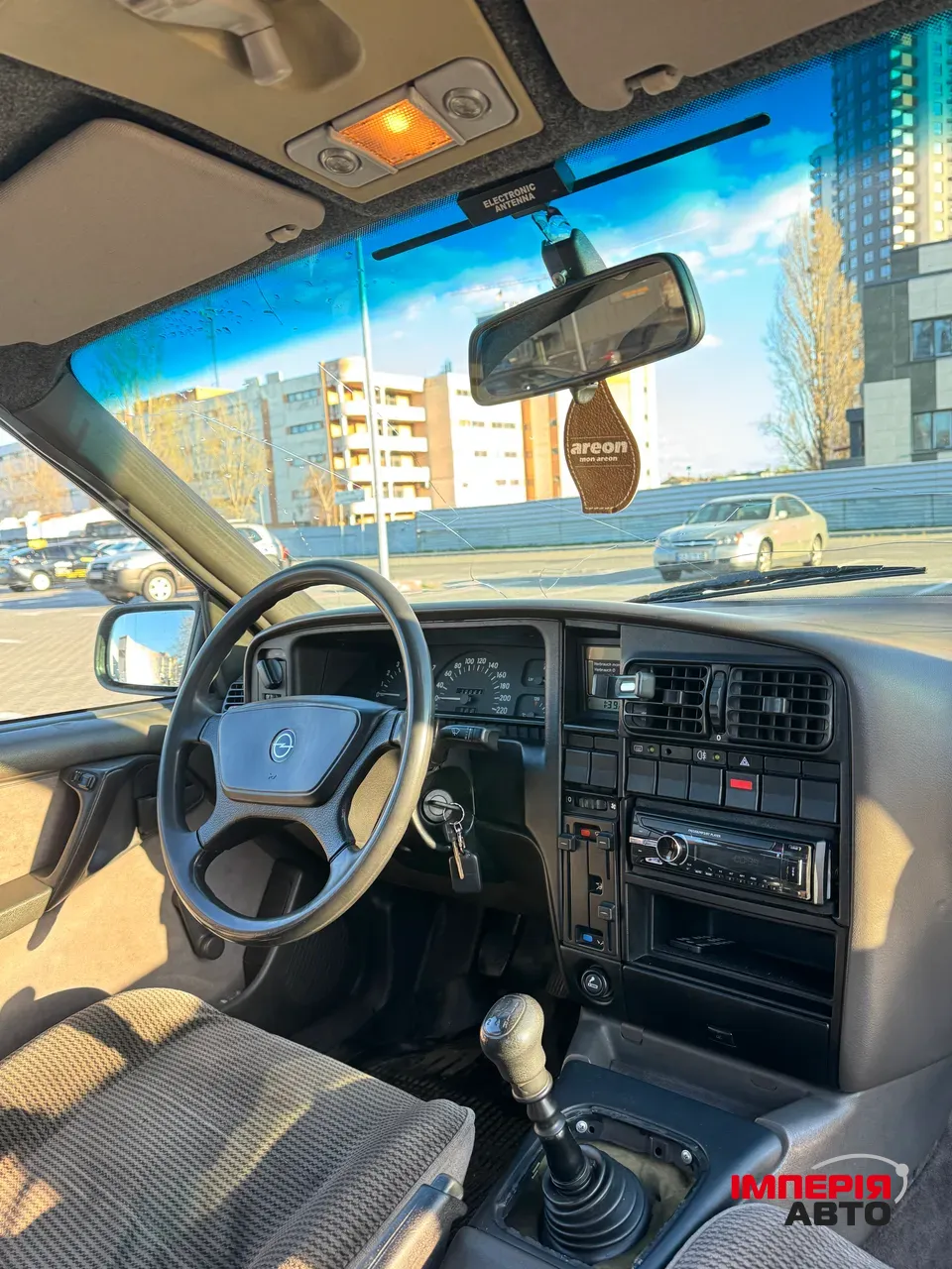 Opel Omega - фото 4