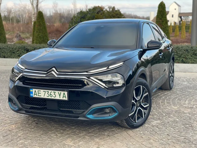 Citroen C4 - фото 1