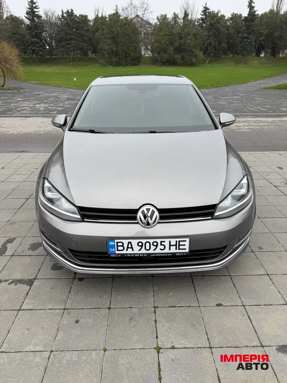 Volkswagen Golf - фото 1