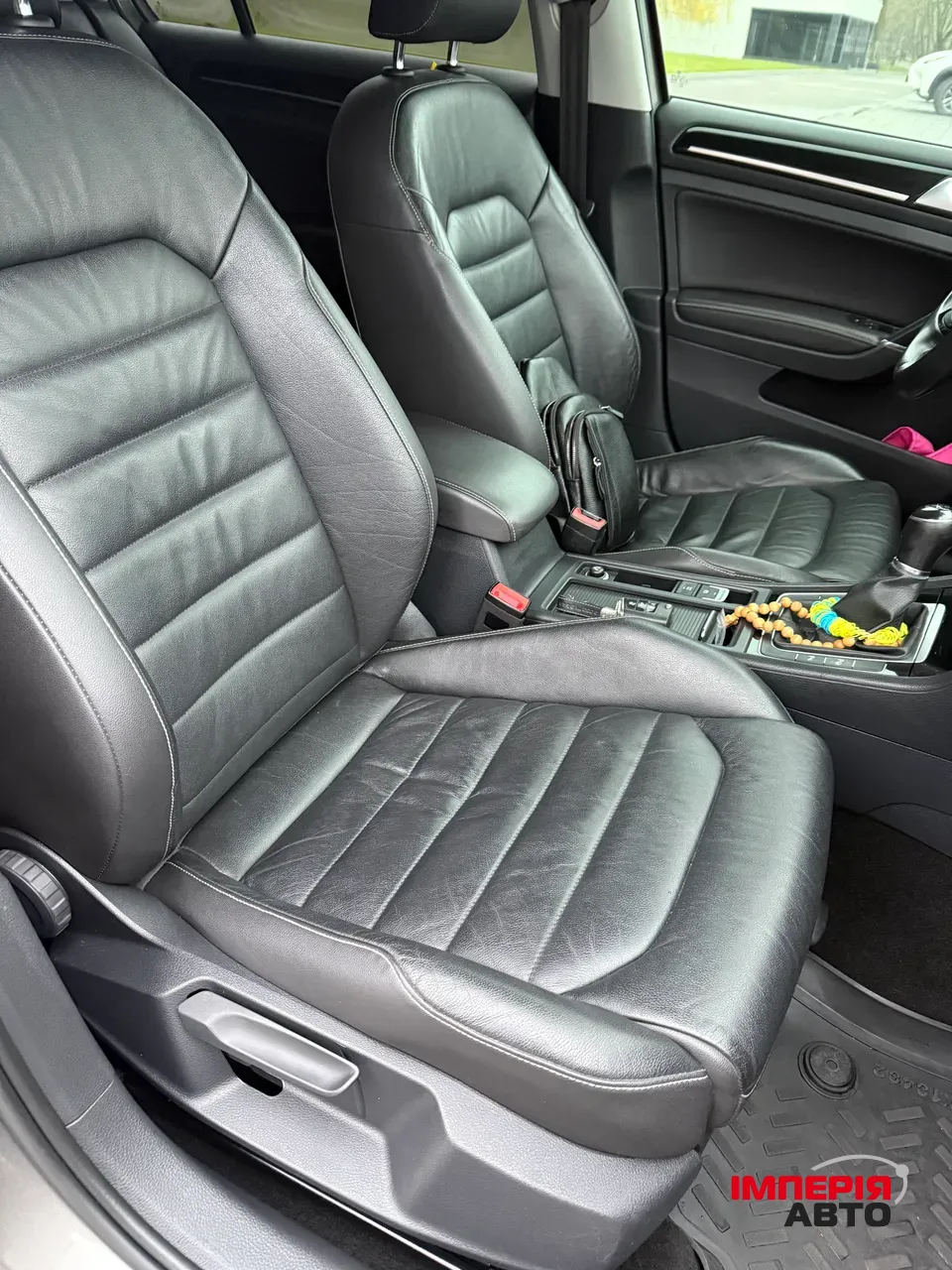 Volkswagen Golf - фото 11