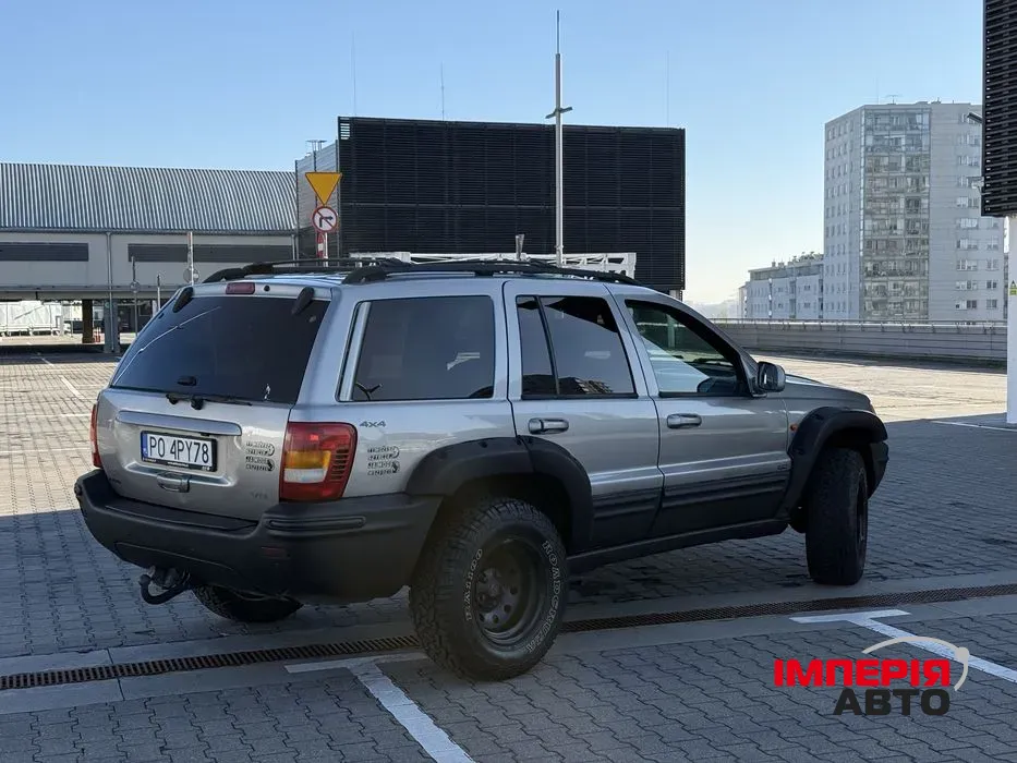 Jeep Grand Cherokee - фото 6