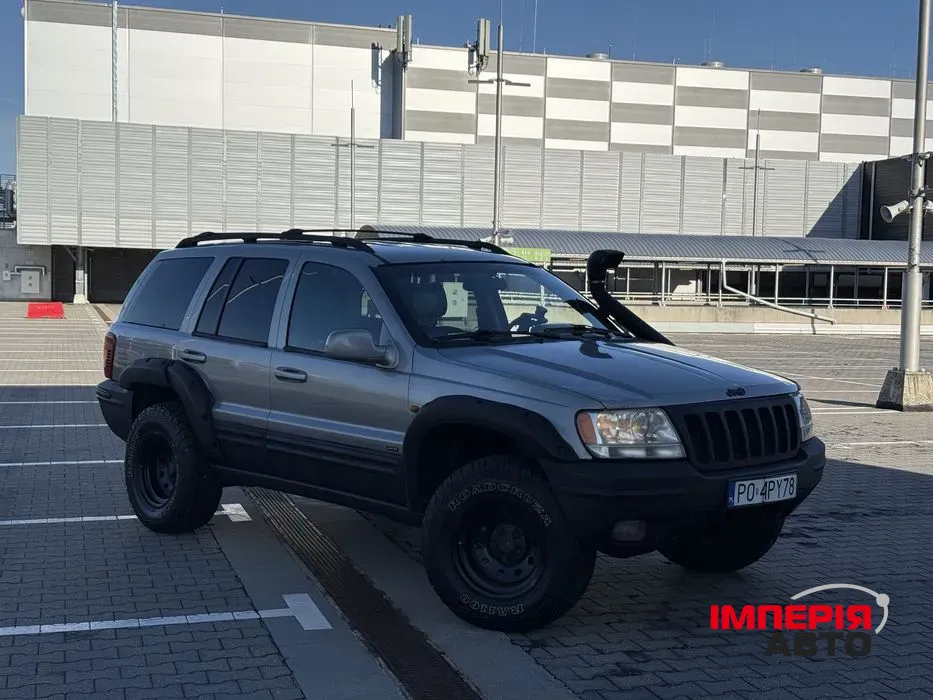 Jeep Grand Cherokee - фото 3