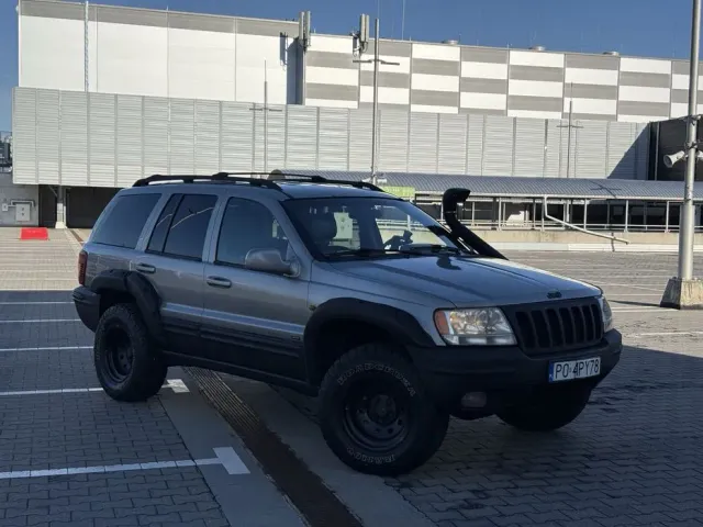 Jeep Grand Cherokee - фото 3