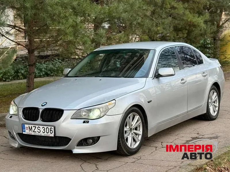 BMW 5 серії - фото 9