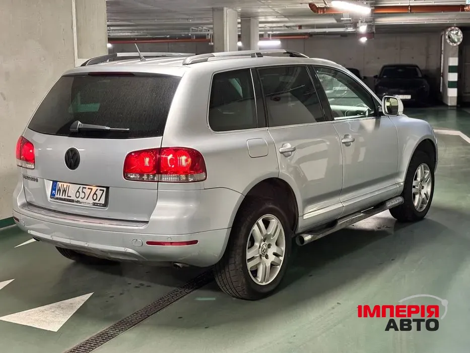 Volkswagen Touareg - фото 4