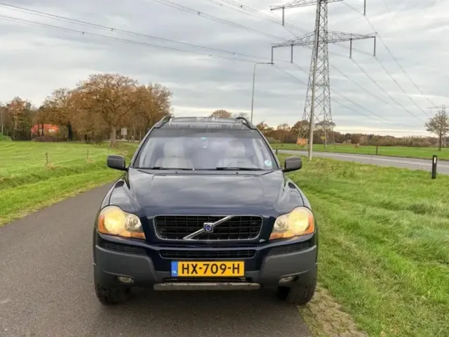 Volvo XC90 - фото 2