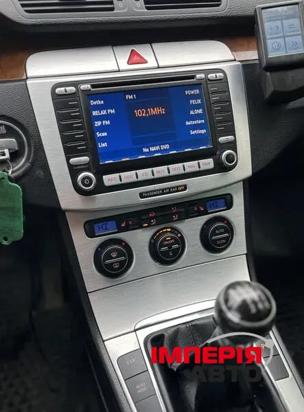 Volkswagen Passat - фото 4