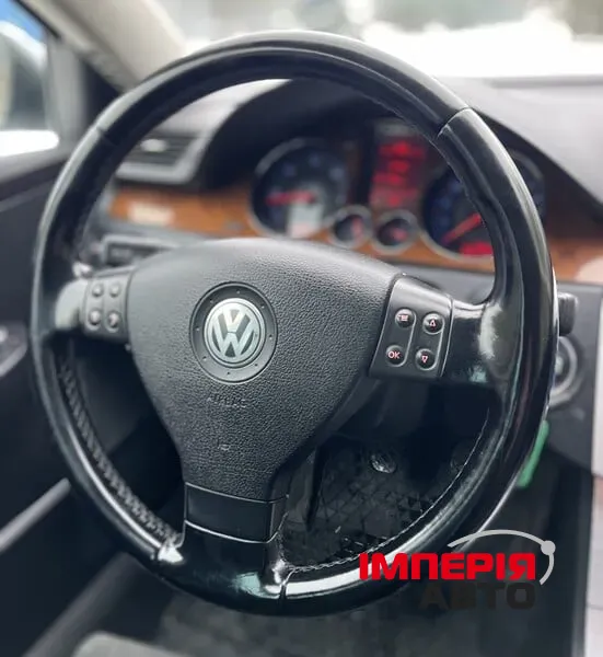 Volkswagen Passat - фото 3