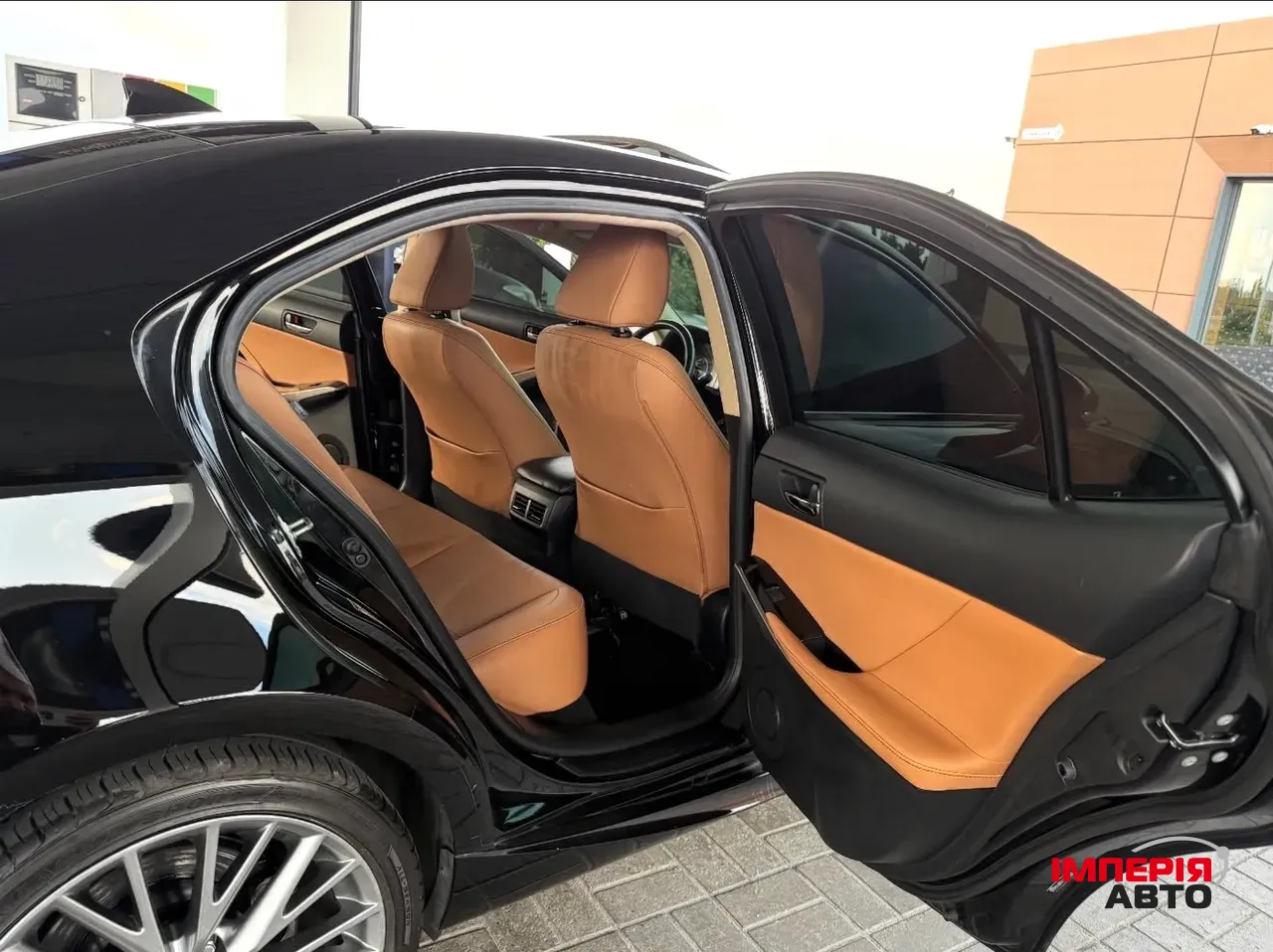 Lexus IS - фото 22