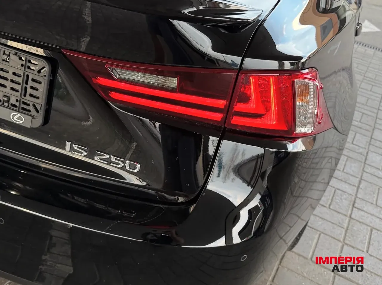 Lexus IS - фото 17