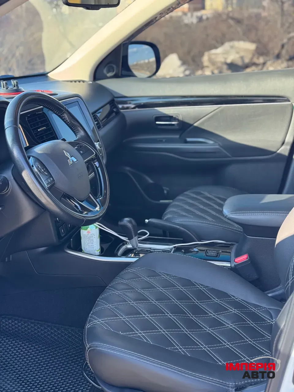 Mitsubishi Outlander - фото 7