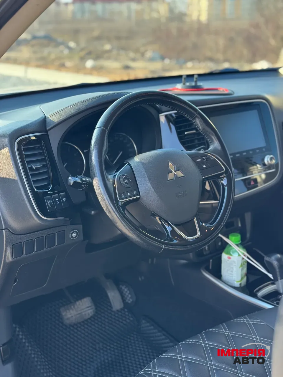 Mitsubishi Outlander - фото 6