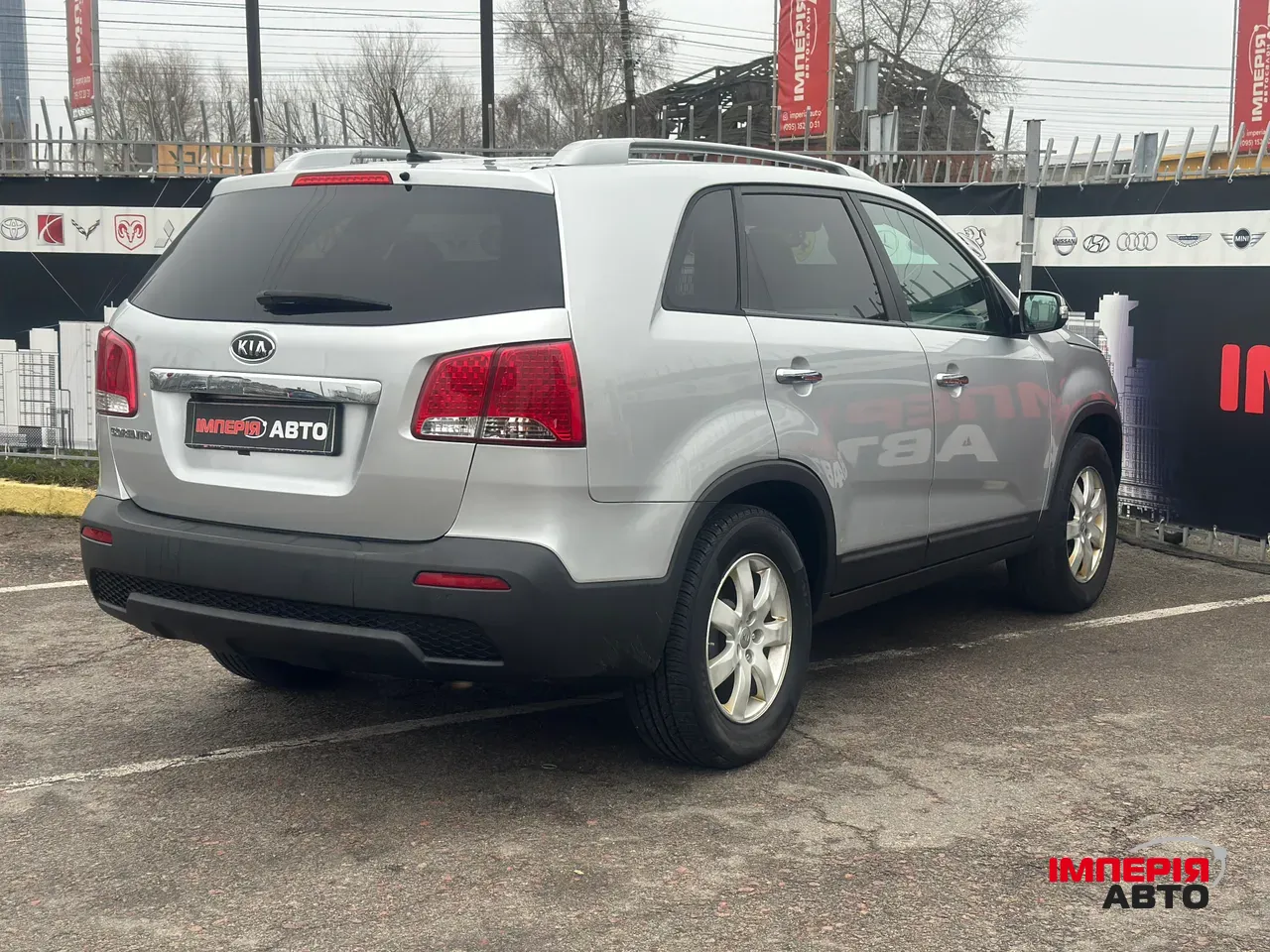 Kia Sorento - фото 4