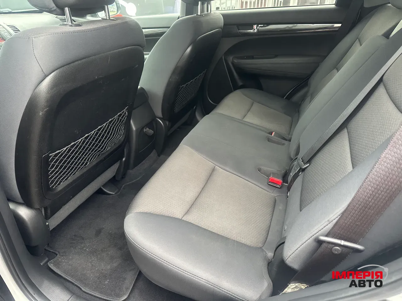 Kia Sorento - фото 7