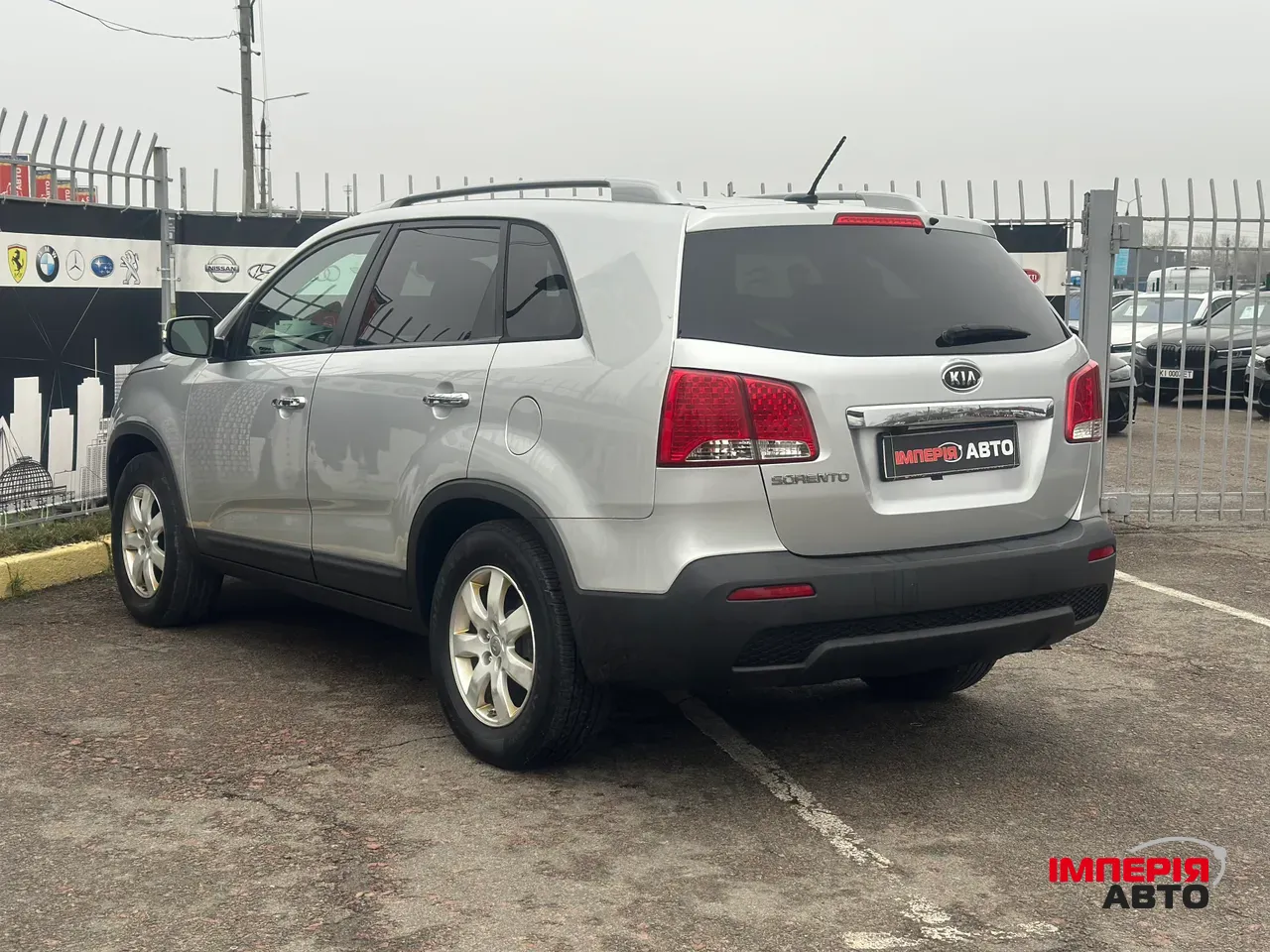 Kia Sorento - фото 6