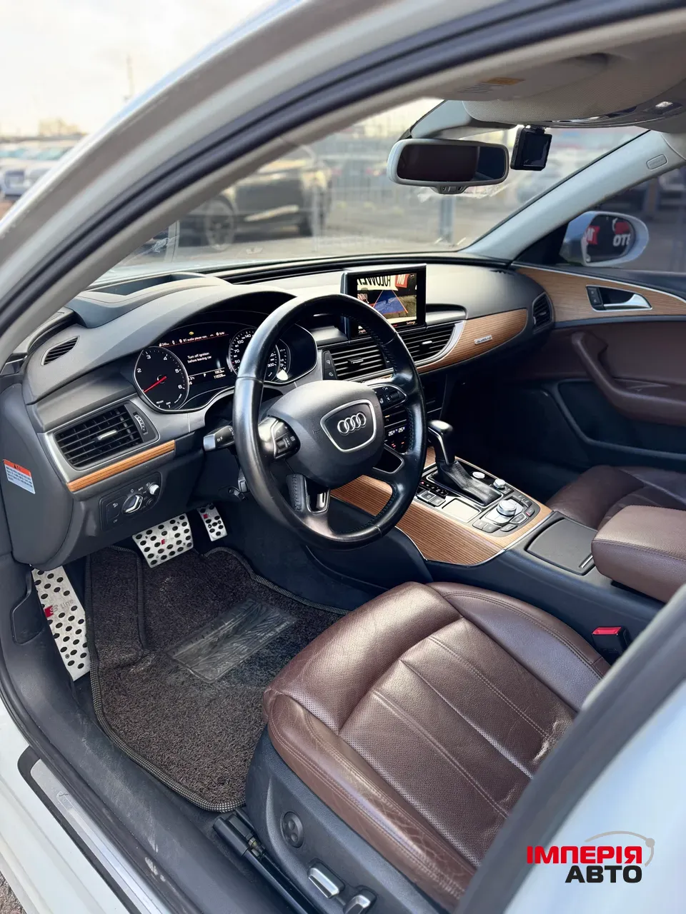 Audi A6 - фото 9