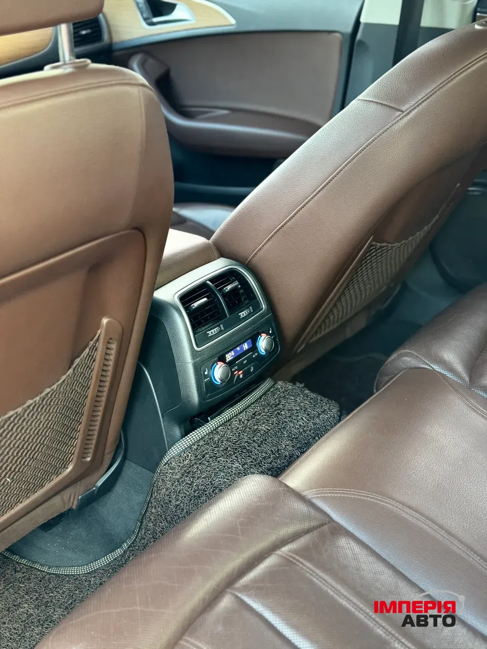 Audi A6 - фото 14