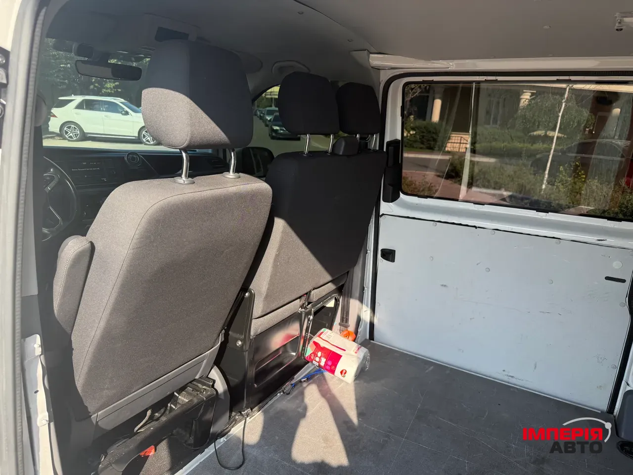 Volkswagen Transporter - фото 11