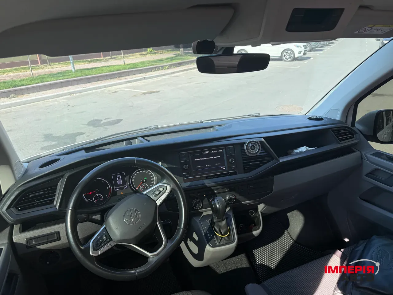 Volkswagen Transporter - фото 7