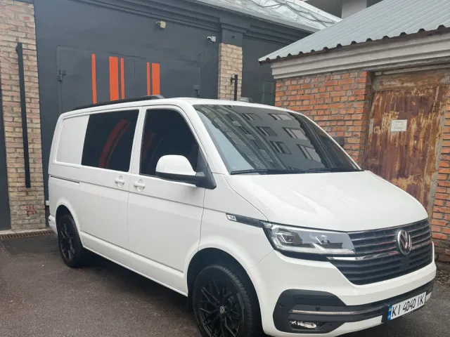 Volkswagen Transporter - фото 1