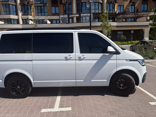 Volkswagen Transporter - фото 2