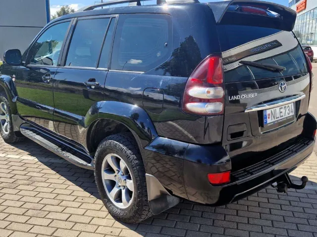 Toyota Land Cruiser Prado - фото 4