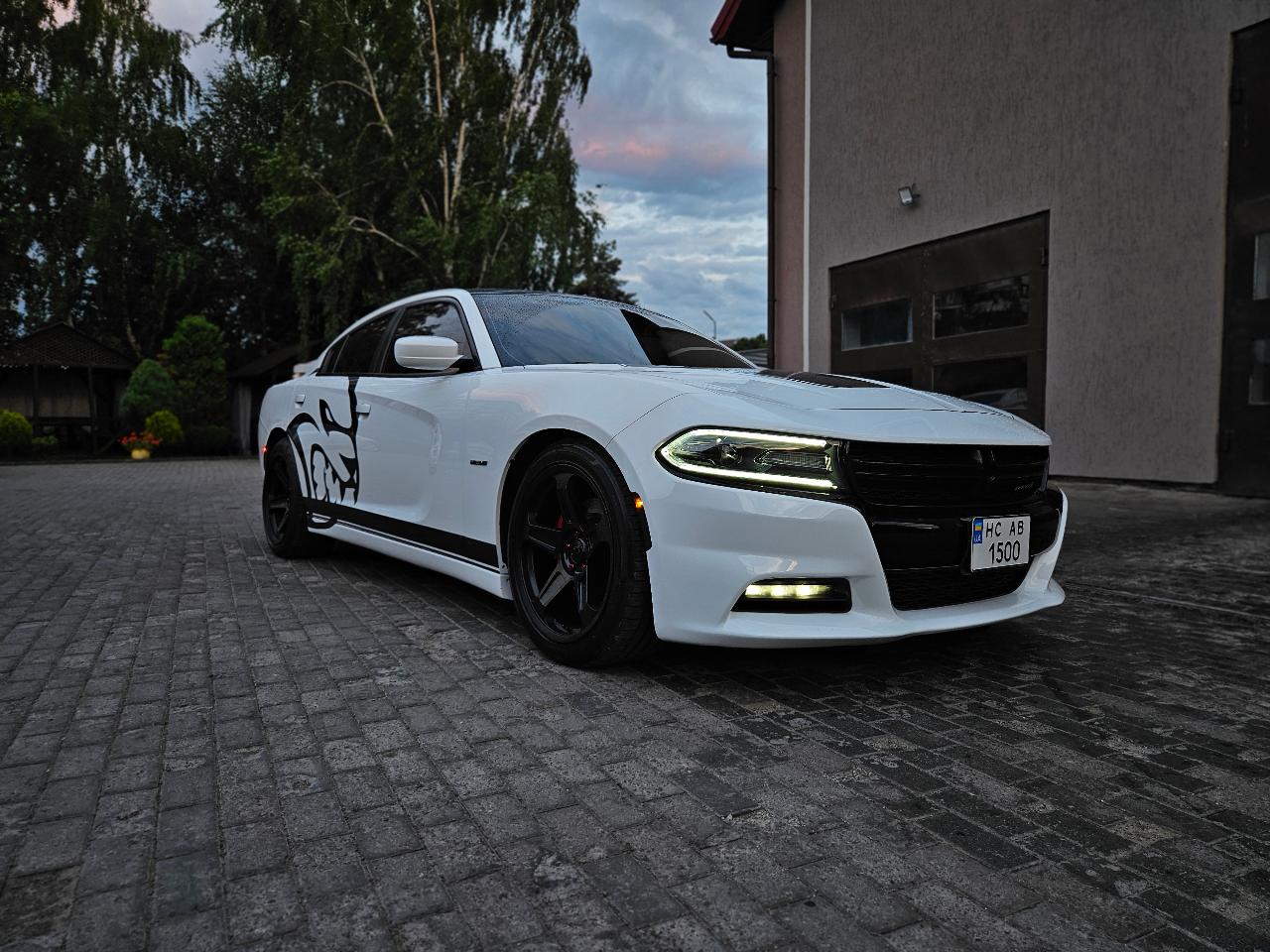 Dodge Charger - фото 17