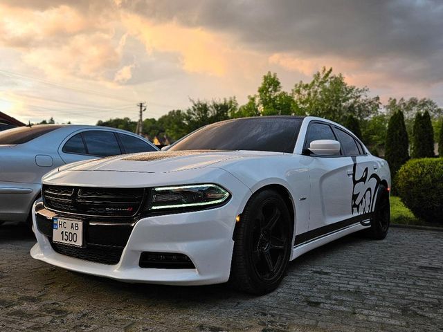 Dodge Charger - фото 3