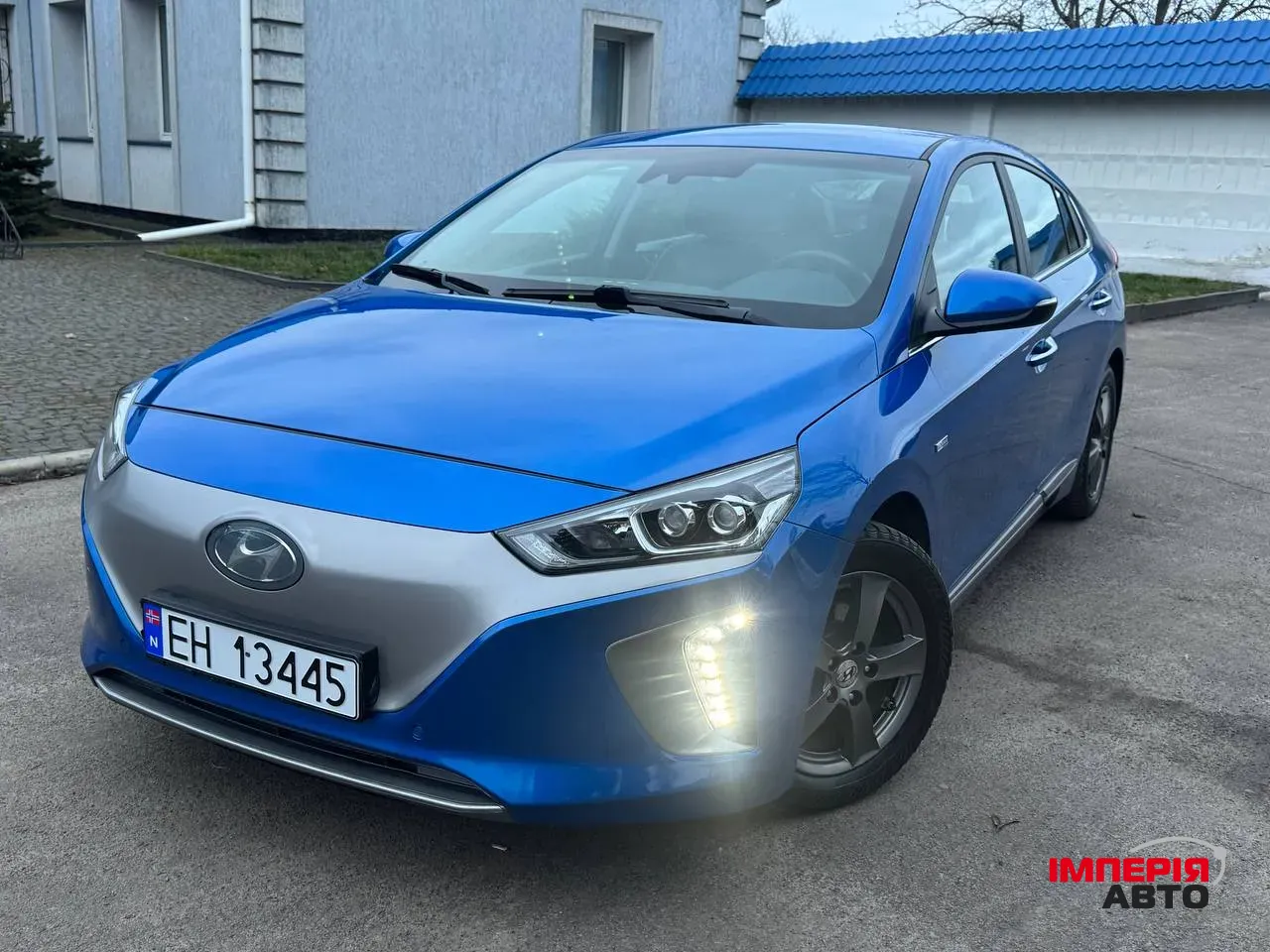 Hyundai IONIQ - фото 3