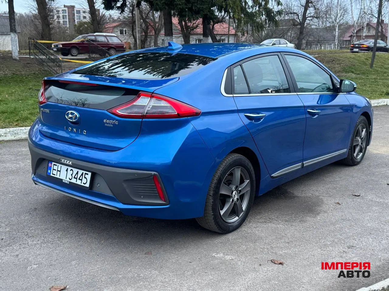 Hyundai IONIQ - фото 11