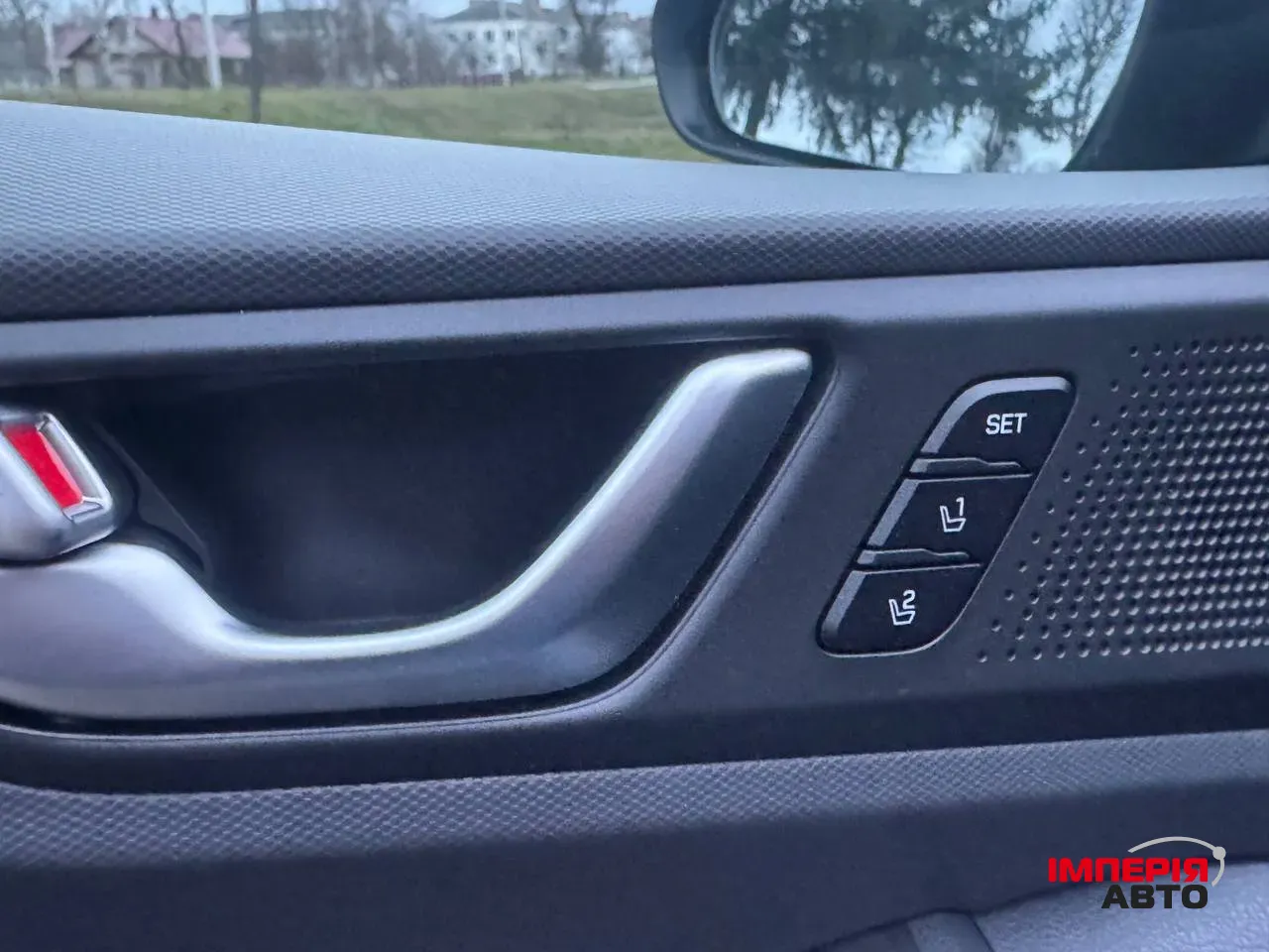 Hyundai IONIQ - фото 12