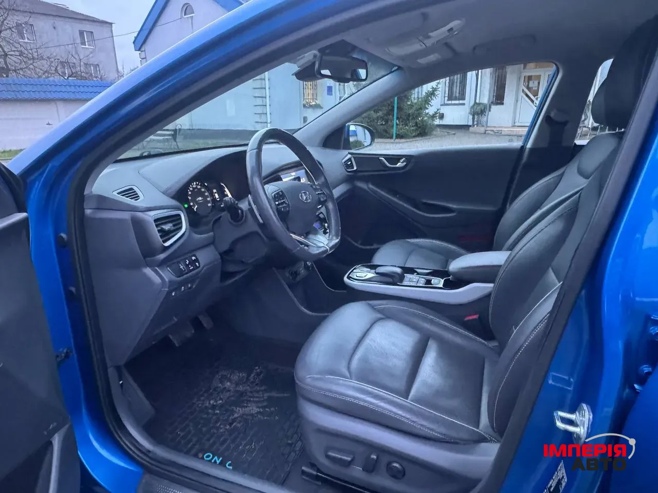 Hyundai IONIQ - фото 16