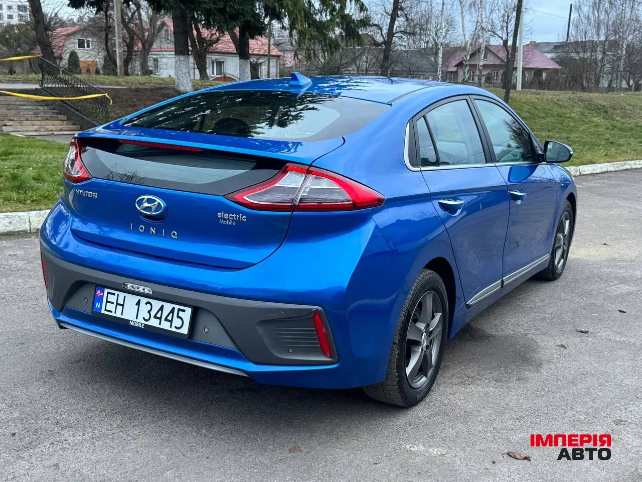 Hyundai IONIQ - фото 9
