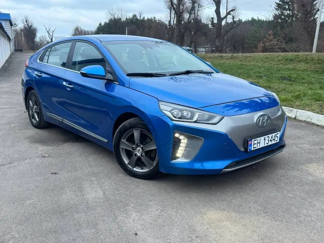 Hyundai IONIQ - фото 5