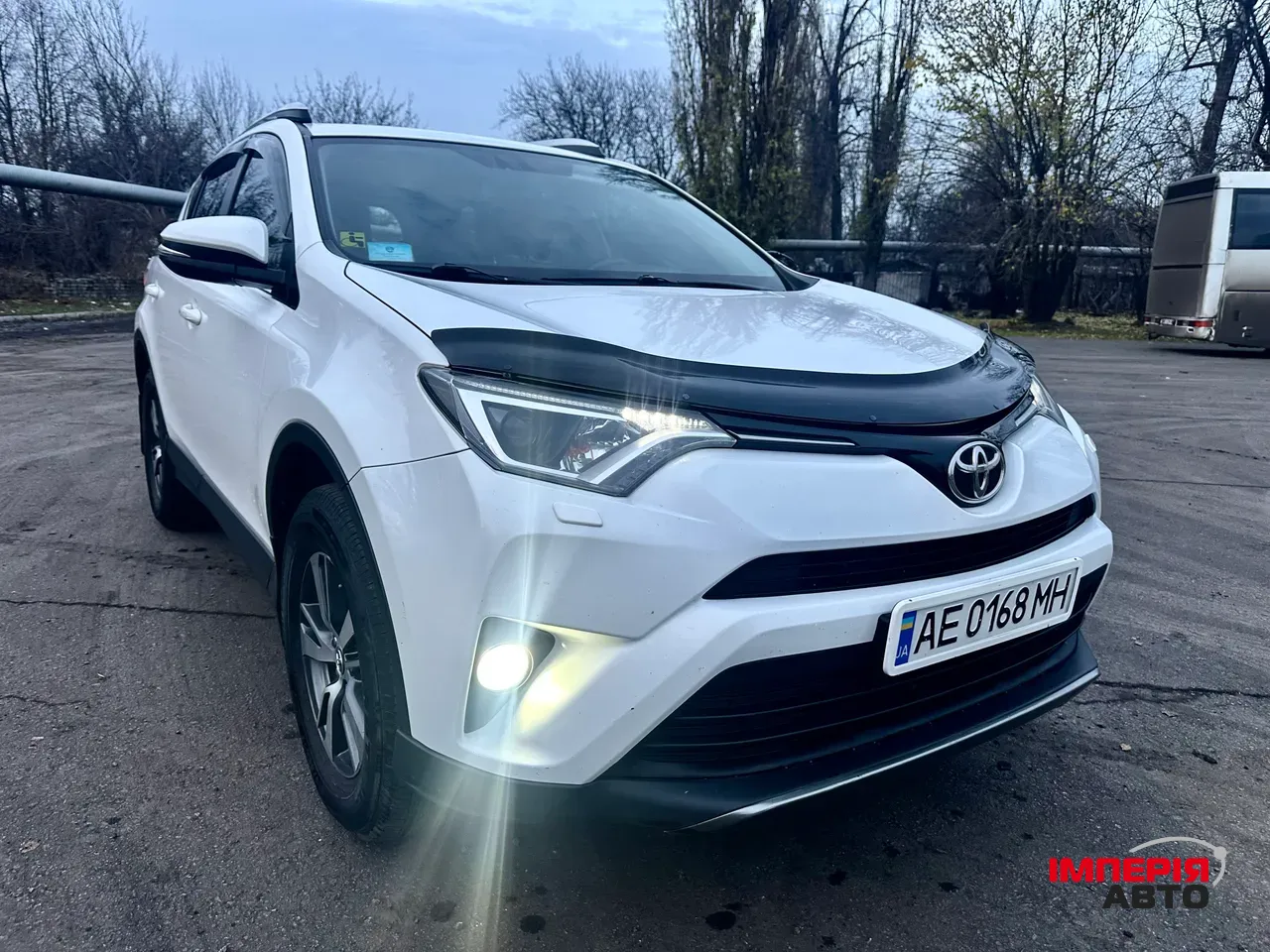 Toyota RAV4 - фото 15