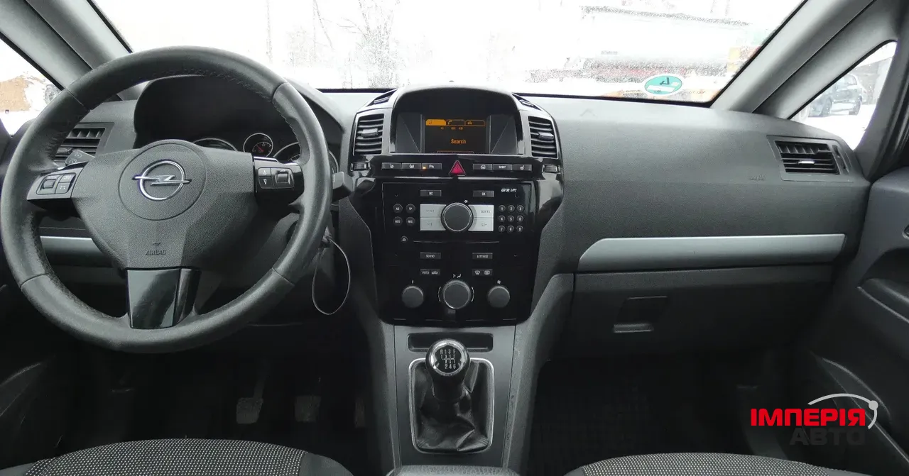 Opel Zafira - фото 10