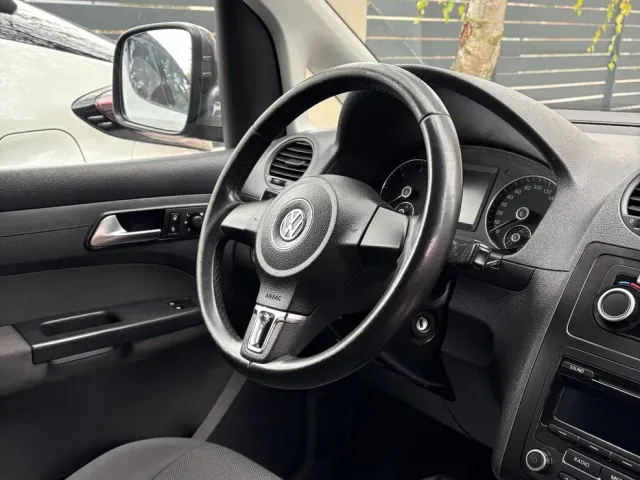 Volkswagen Caddy - фото 4