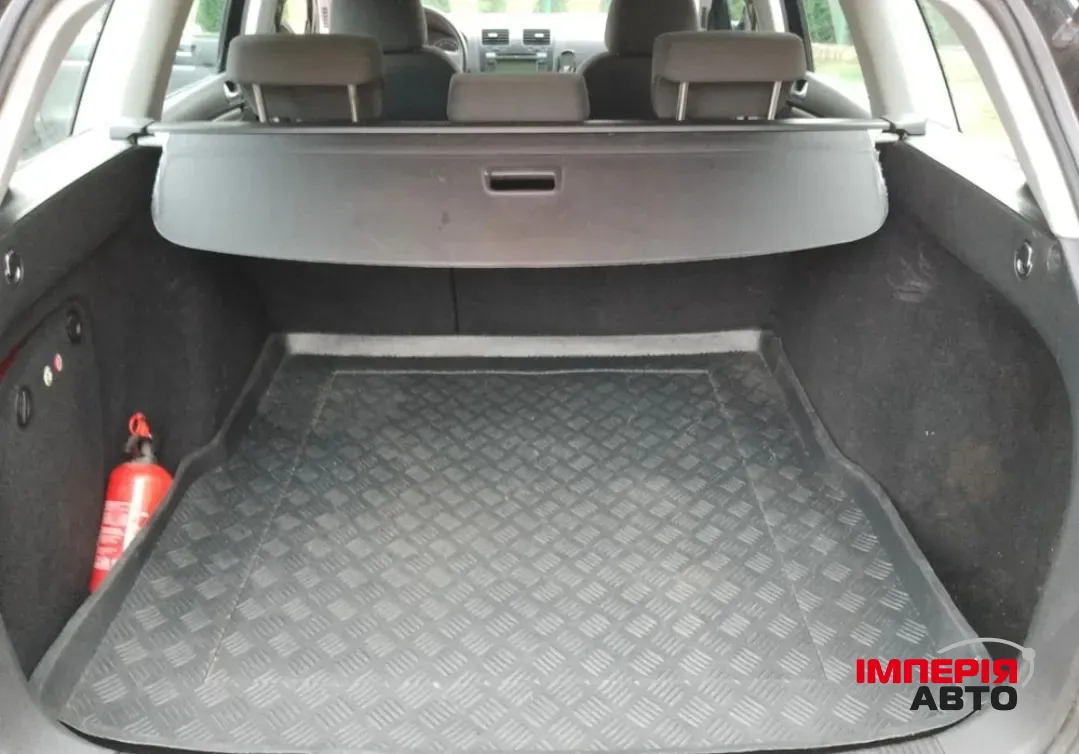 Volkswagen Golf - фото 2