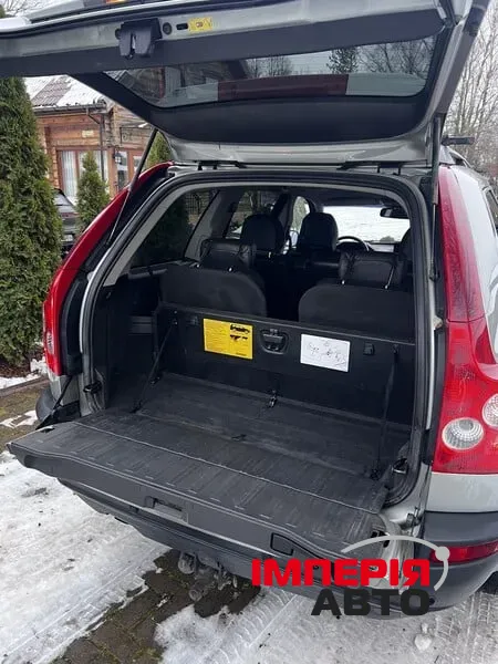 Volvo XC90 - фото 6