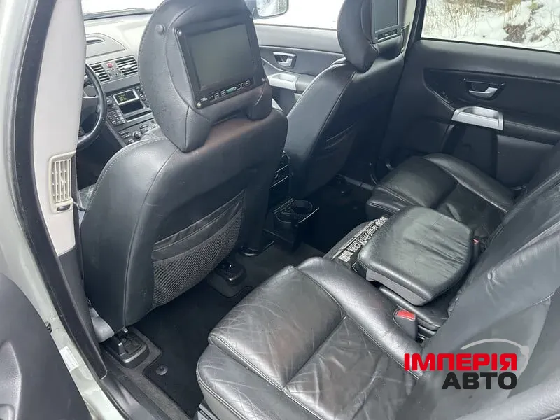 Volvo XC90 - фото 3
