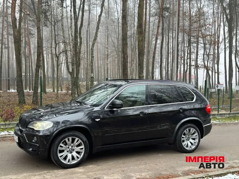 BMW X5 - фото 6