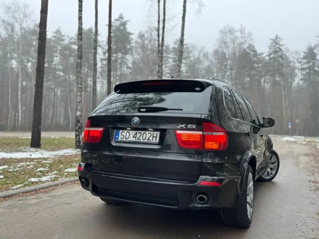 BMW X5 - фото 5