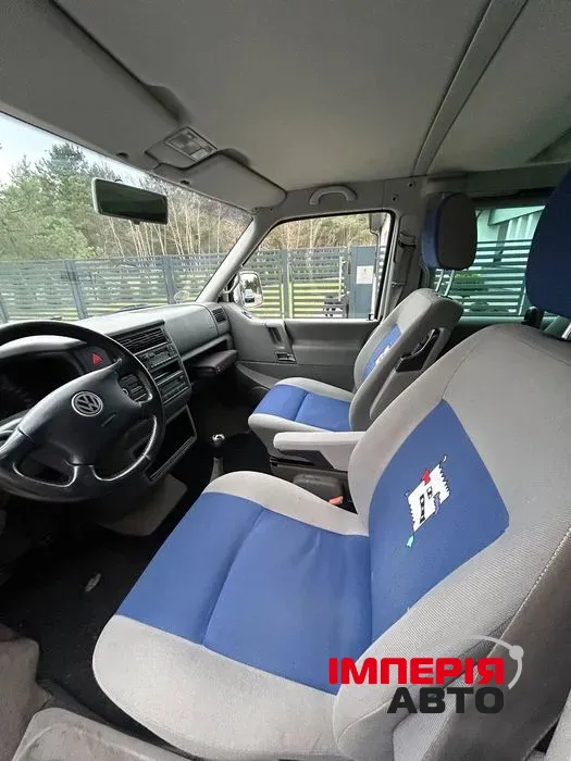 Volkswagen Transporter - фото 5