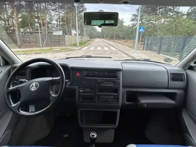 Volkswagen Transporter - фото 2